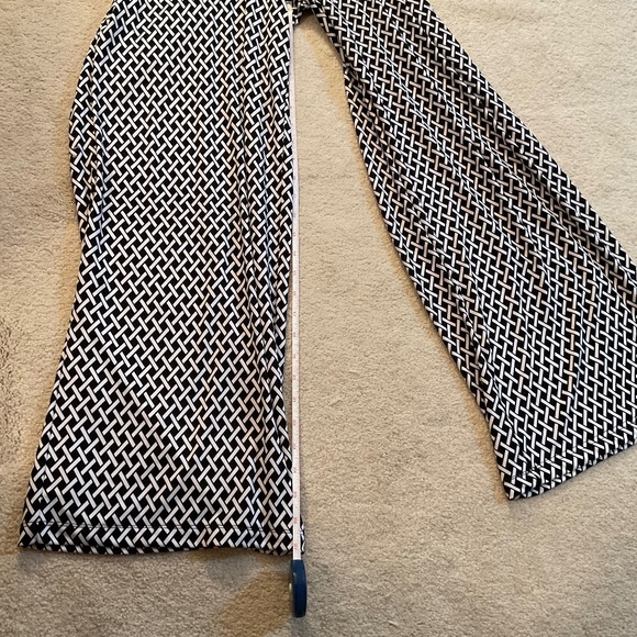 Jumpsuit small black and white geometric woven pattern - Picture 5 of 9